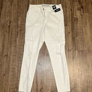 new with tags, white jeans